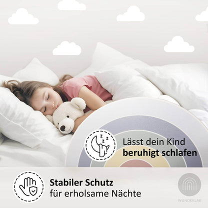 Randy von Wunderlab – stabiler Rausfallschutz in Regenbogenform für ruhige Nächte im Kinderbett